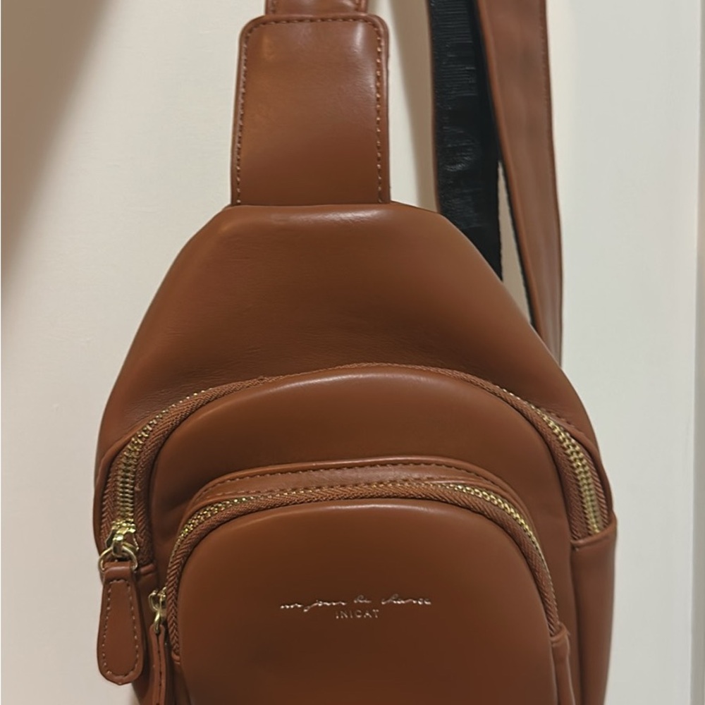 Tan Leather Crossbody Sling Bag